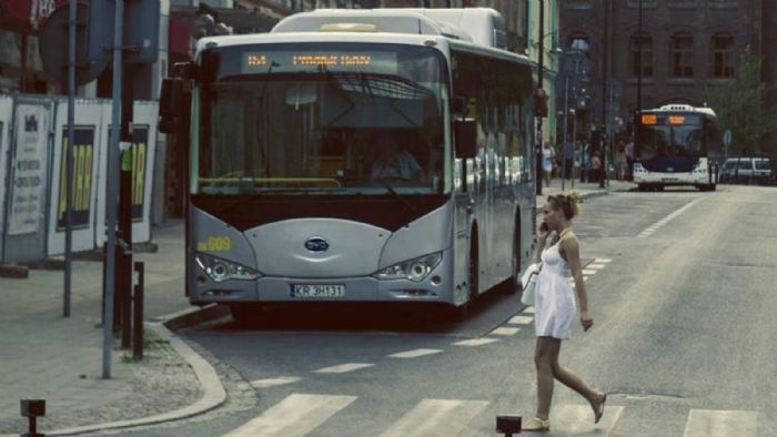 Για την ιεράρχηση μέτρων και πολιτικών για πιο καθαρές και ασφαλείς μεταφορές συζήτησαν ο Υπουργός Υποδομών και Μεταφορών, Χ. Σπίρτζης, και ο Αν. Υπουργός Περιβάλλοντος και Ενέργειας, Σ. Φάμελλος, με 