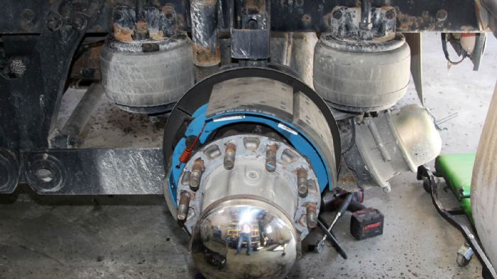 Φρένα Γιώργος: Οι top ειδικοί στα συστήματα φρεναρίσματος του φορτηγού!