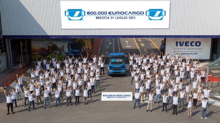 Γιορτές και πανηγύρια στο εργοστάσιο της IVECO στην Μπρέσια για την παραγωγή του υπ` αριθμόν 600.000 Eurocargo.