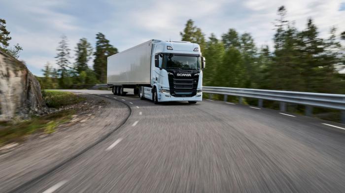 Η Scania μετατρέπει παλιά ρούχα εργασίας σε εξαρτήματα φορτηγών!