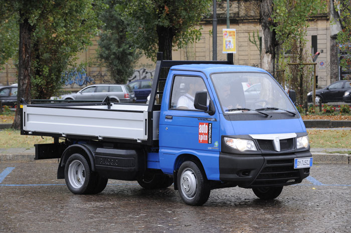 Το <font color=red>νέο</font color> Piaggio Porter Maxxi