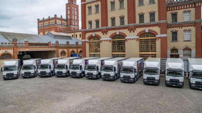 Τα νέα ηλεκτρικά Renault Trucks D Wide Z.E.  μεικτού βάρους 26 τόνων, έχουν διανύσει ήδη συνολικά 66.000 χλμ., μεταφέροντας 9.300 τόνους μπύρας.