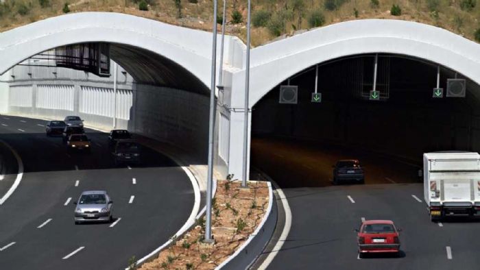 Το συνολικό κόστος υπολογίζεται στο 1,5 δις ευρώ.