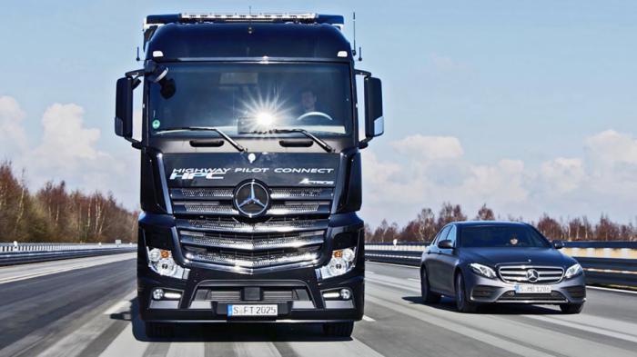 Στίβος μάχης για τα νέα συστήματα ασφάλειας της Daimler Trucks