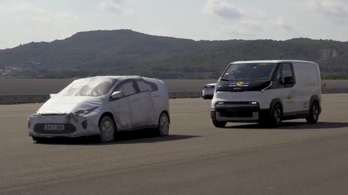 Το Kia PV5 απέσπασε μια από τις κορυφαίες βαθμολογίες στα Μικρά Vans από τον Euro NCAP!