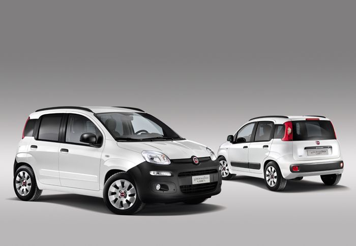Το νέο Fiat Panda Van θα είναι διαθέσιμο σε εκδόσεις με δύο ή τέσσερις θέσεις. Σε κάθε περίπτωση τα πίσω πλευρικά παράθυρα είναι από μαύρο πλαστικό.