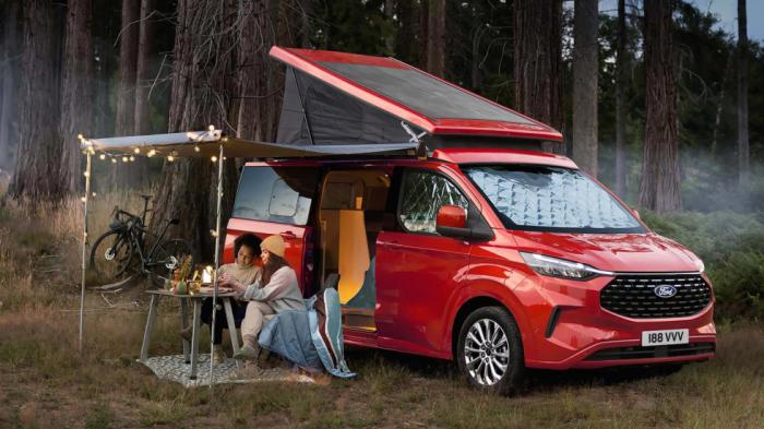 Ford Transit Custom Nugget: Υβριδικό Camper & με ηλιακή οροφή