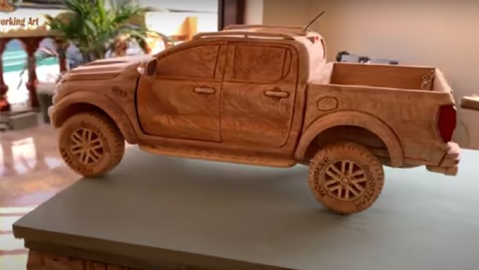 Eνα Ford Ranger Raptor από ξύλο! (+vid)