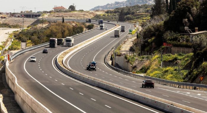 Αναστολή μέτρων περιορισμού κυκλοφορίας φορτηγών