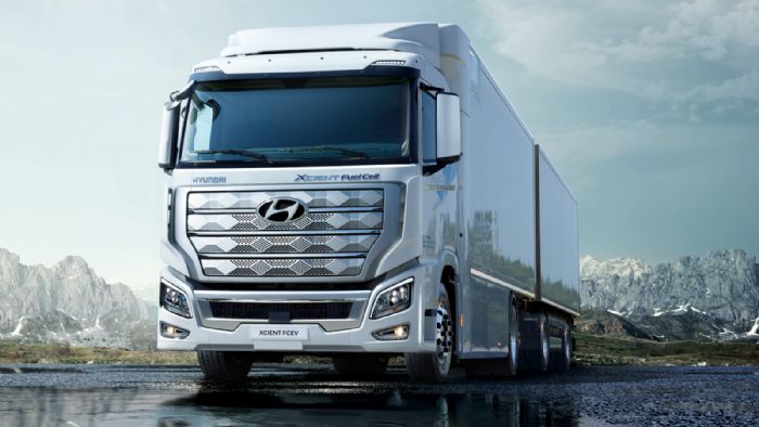 Το XCIENT Fuel Cell είναι το πρώτο φορτηγό υδρογόνου μαζικής παραγωγής της Hyundai που ξεκινά την εμπορική του πορεία στην ΕΕ… 