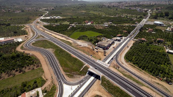Ολοκληρώθηκε η κατασκευή ενός ακόμη τμήματος της Ιόνιας Οδού, μήκους 27 χλμ., από την Αμφιλοχία έως την παράκαμψη ¶ρτας.