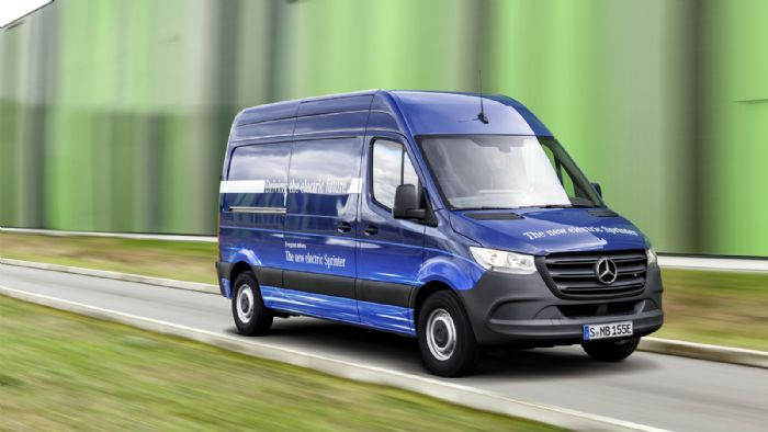 To Mercedes-Benz eSprinter θα λανσαριστεί στην ΕΕ μέσα στο 2019 με μέγιστη αυτονομία 150 χλμ. και ηλεκτροκίνητα ισχύος 84kW και ροπή 300 Nm.