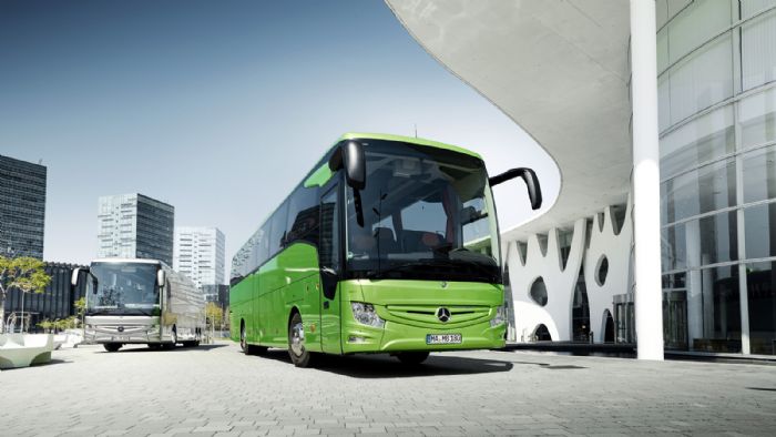 Με πολλαπλές εκδόσεις αμαξώματος και πλήρως ανανεωμένη αισθητική, το νέο Mercedes-Benz Tourismo θα αποτελεί τη βασική πρόταση της γερμανικής εταιρείας…