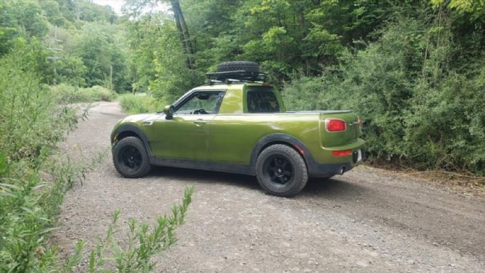 To El Camini ξεκίνησε τη ζωή του ως ένα MINI Clubman και συνεχίζει ως Pick-Up.