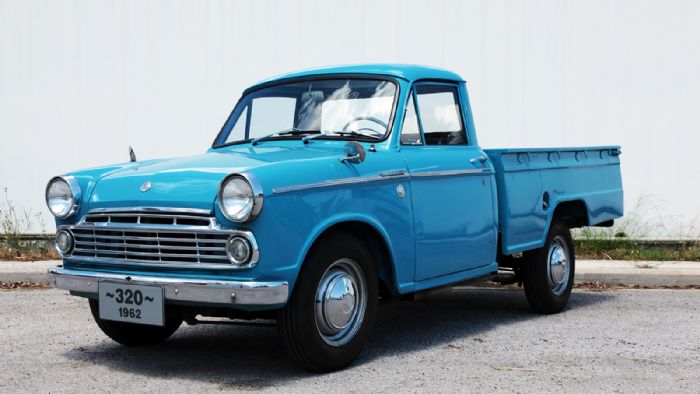 Το Nissan pickup 320 του 1962 ιδιοκτησίας NIK. I. ΘΕΟΧΑΡΑΚΗΣ Α.Ε., είναι το πρώτο που εισήχθη σε όλη την Ευρώπη.