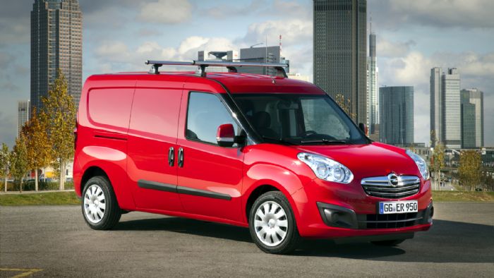 Το Opel Combo Van είναι διαθέσιμο στην ελληνική αγορά με κινητήρα φυσικού αερίου, με κόστος από 22.950 ευρώ.