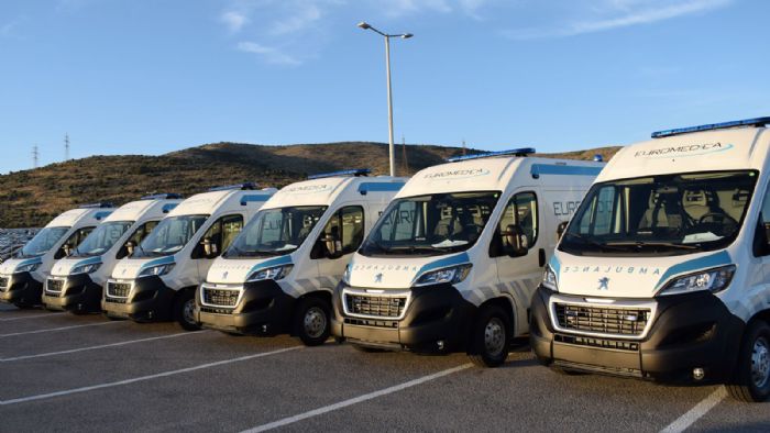 Nέα ασθενοφόρα Peugeot για την Euromedica