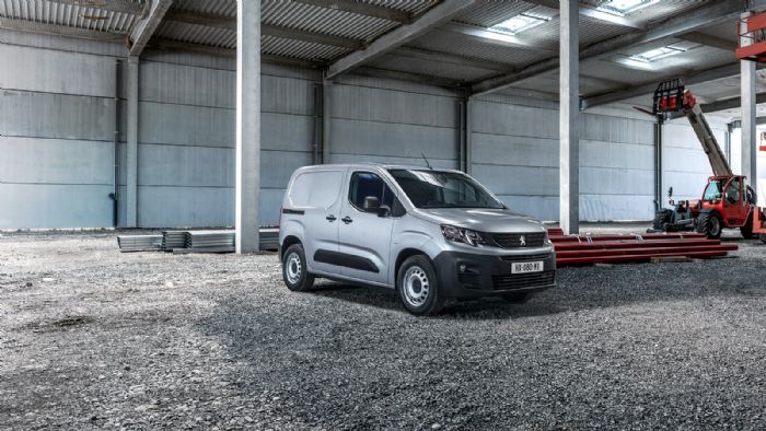 Το νέο Peugeot Partner Van είναι πλέον διαθέσιμο στην ελληνική αγορά με κόστος από 22.500 ευρώ.