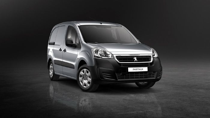 Το ανανεωμένο για το 2015, Peugeot Partner, εμφανίζει αρκετές τροποποιήσεις στην σχεδίαση του εμπρόσθιου τμήματος του αμαξώματος του.