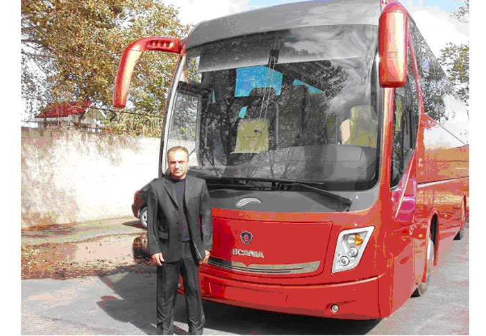 Δύο νέα Divo Euro 4 στη Tonias Travel