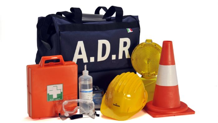 Εκπαιδευτικό σεμινάριο ADR/RID διοργανώνει εκ νέου το Εργαστήριο Οχημάτων του ΕΜΠ από 8 – 12 Φεβρουαρίου 2016.