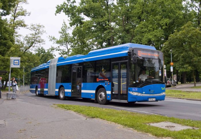 Το νέο αρθρωτό Solaris Urbino των 18 μέτρων με χαμηλό σασί, είναι το πρώτο της αστικό λεωφορείο με καύσιμο το φυσικό αέριο. 