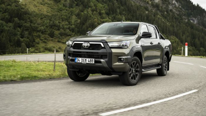 Βελτιωμένο εντός & εκτός δρόμου το νέο Toyota Hilux