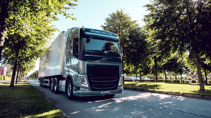 Σύμφωνα με τη Volvo Trucks, τα φορτηγά του μέλλοντος θα έχουν τη δυνατότητα να επικοινωνούν με τους υπολοίπους χρήστες του δρόμου. 