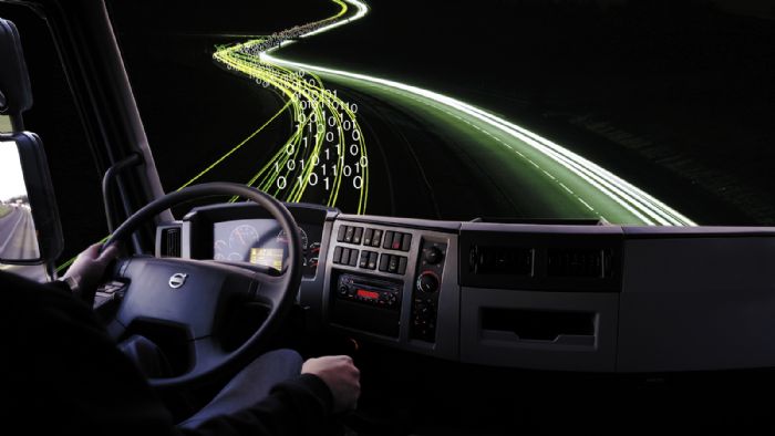 Η χρήση προηγμένων τεχνολογικών καινοτομιών είναι ο βασικός δρόμος που η Volvo Trucks έχει επιλέξει για να βελτιώσει την ασφάλεια των οχημάτων της. 