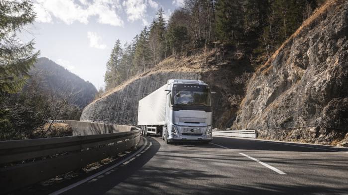 Η Volvo συστήνει νέα λειτουργία διακοπής & εκκίνησης του κινητήρα!