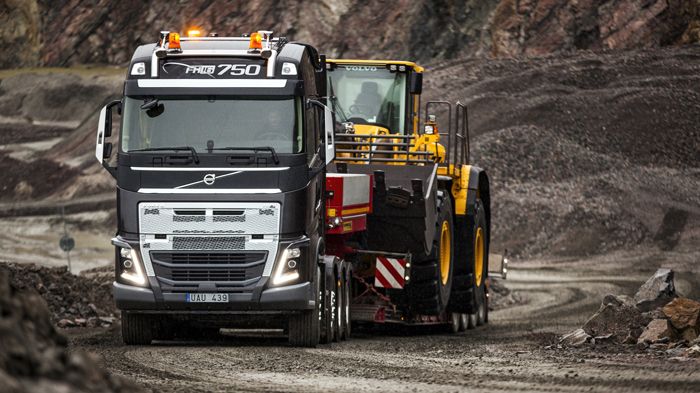 Η Volvo Trucks θα παρουσιάσει νέες εκδόσεις του FH με εξοπλισμό που τις καθιστά πιο αποδοτικές στις απαιτητικές εκτός δρόμου εφαρμογές.