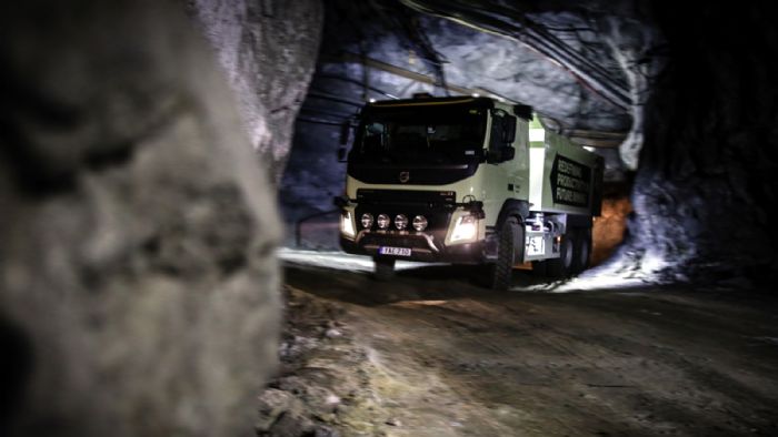 Μέσα στο φθινόπωρο η Volvo Trucks θα δοκιμάσει τη χρήση αυτόνομων εκδόσεων του FMX στο ορυχείο Boliden στον σουηδικό Βορρά.