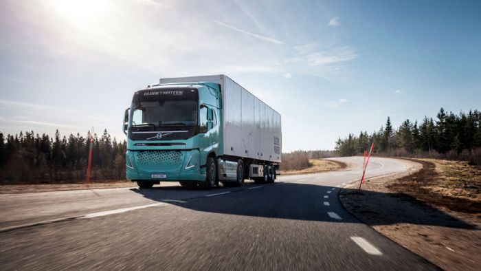 Η Volvo Trucks ανακοίνωσε πως σύντομα θα είναι σε θέση να προσφέρει ηλεκτροκίνητες εκδόσεις φορτηγών τόσο για τις περιφερειακές μεταφορές…