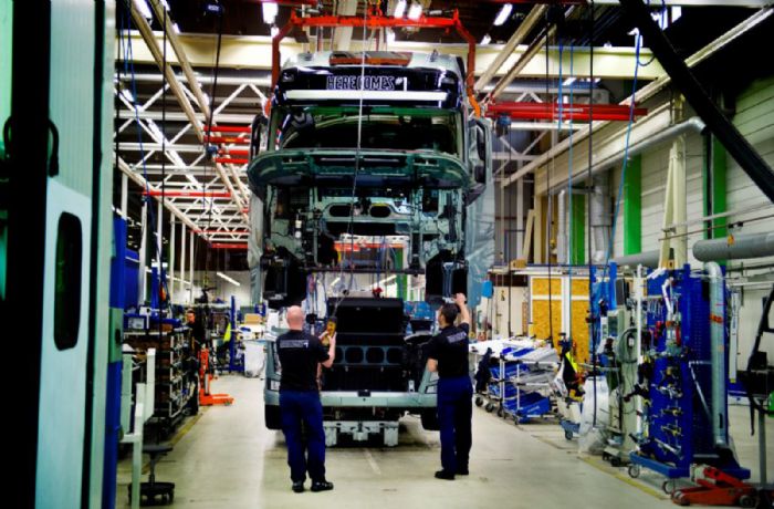 Ξεκινά εκ νέου η παραγωγή οχημάτων από τη Volvo Trucks
