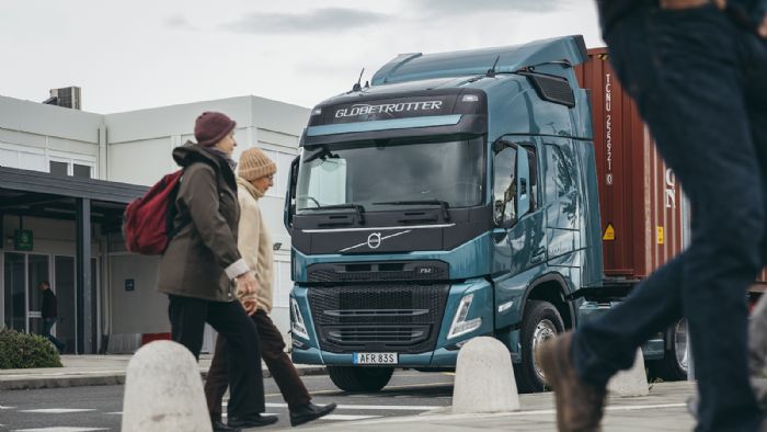 Τα νέα φορτηγά της Volvo Trucks προσφέρουν ένα σημαντικά μικρότερο «φορτίο» για τον οδηγό… 