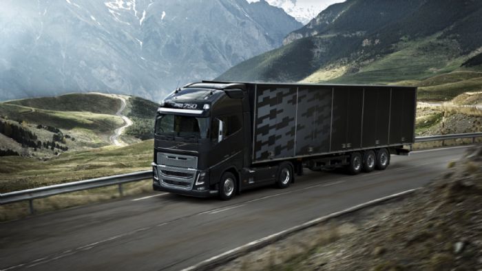 Η Volvo Trucks παρουσίασε ένα νέο –διπλό- σύστημα μπαταριών για τον προαιρετικό εξοπλισμό των μοντέλων FM και FH.