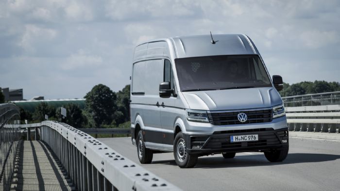 Το νέο Volkswagen Crafter ξεκίνησε την εμπορική του πορεία στις αγορές της ΕΕ ενώ σύντομα αναμένεται να λανσαριστεί και στη χώρα μας.