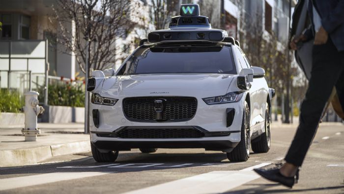 Μετά το Φοίνιξ, το Σαν Φρανσίσκο γίνεται η δεύτερη πόλη των ΗΠΑ, στην οποία η θυγατρική της Google, Waymo, δοκιμάζει τα αυτόνομα ταξί της. 
