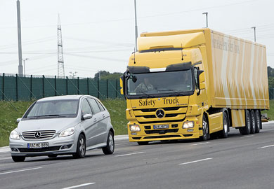 Αποστολή στη Γερμανία: Mercedes-Benz Trucks you can trust “Φορτηγά άξια εμπιστοσύνης”