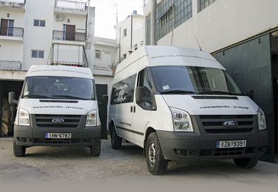 Επαγγελματίες με Ford Transit Van 145 T330 (SWB και LWB) 