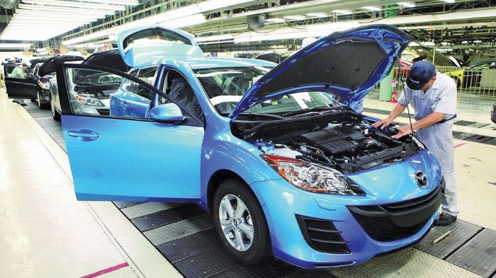 Πέρα όμως από την κάλυψη στους τομείς των εγγυήσεων και των ανταλλακτικών, η εκπαίδευση των εξουσιοδοτημένων τεχνικών Mazda έχει ήδη ξεκινήσει.	