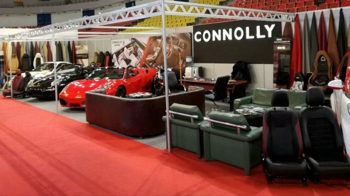 Μαγνήτισε τα βλέμματα το περίπτερο της Connolly Leather στην Αυτοκίνηση! 