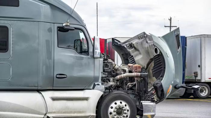Πώς να επιλέξεις το κατάλληλο συνεργείο για φορτηγά;