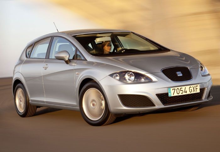 Το μικρομεσαίο Seat Leon μπορεί να αποκτηθεί με σύστημα υγραεριοκίνησης, με τιμή 15.642 ευρώ.